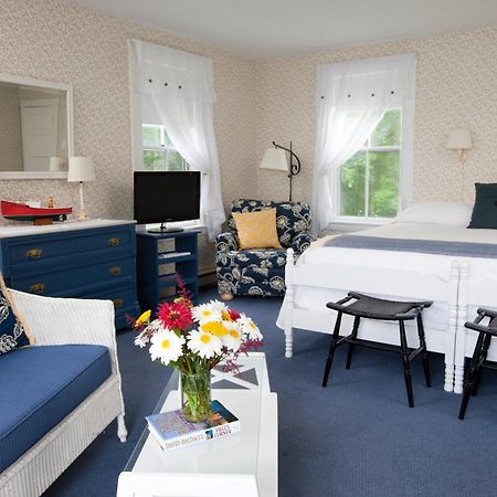 Dockside Guest Quarters Hotel York Exterior photo